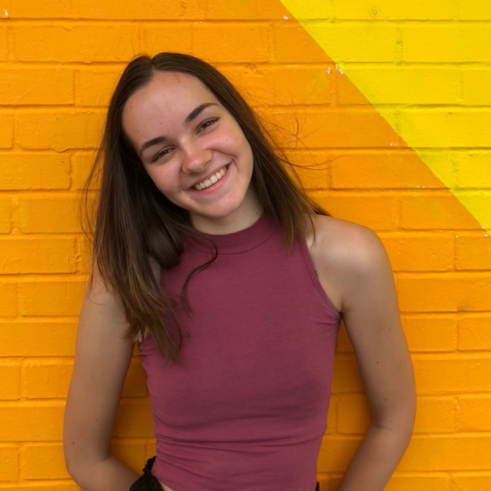 Meet your Posher, Alexia